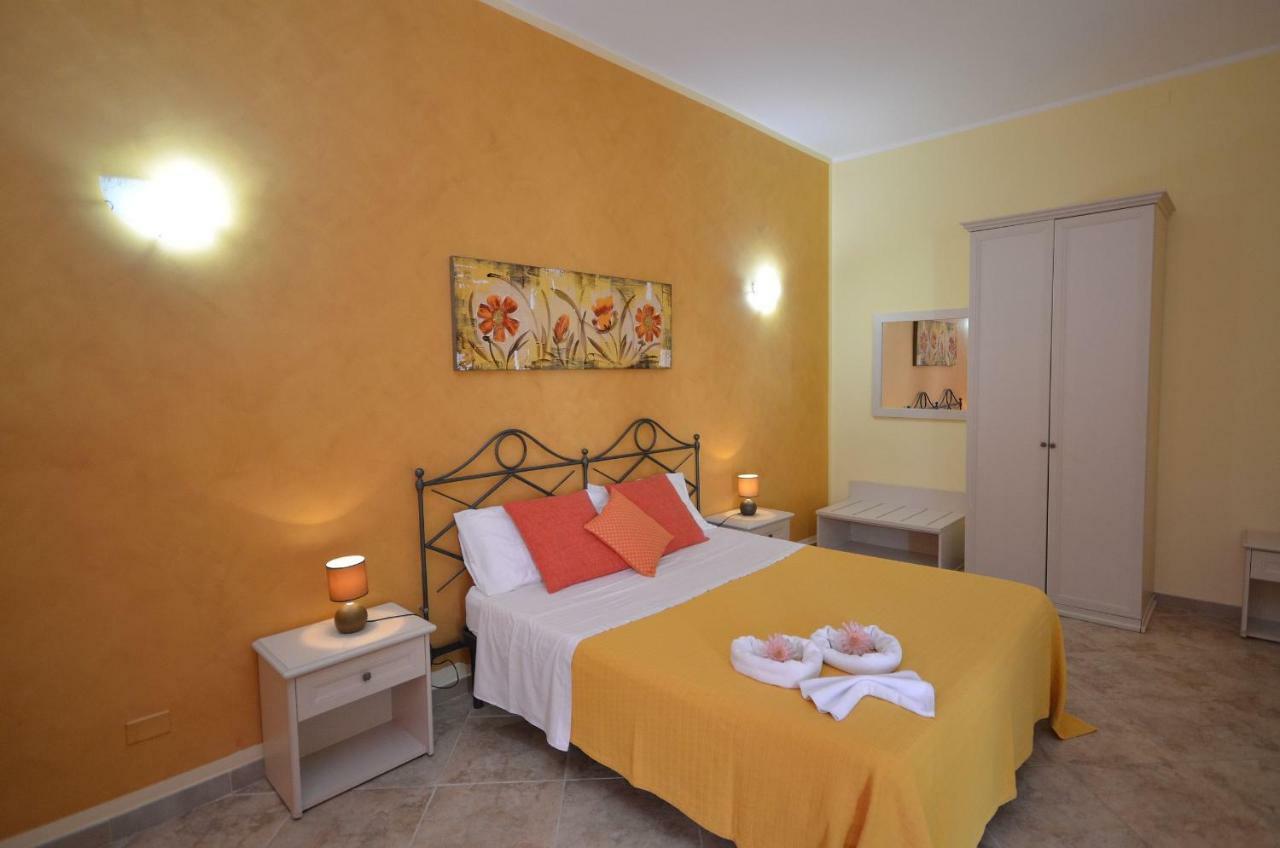 Pineta Sul Mare Appartamento Castelluzzo Esterno foto