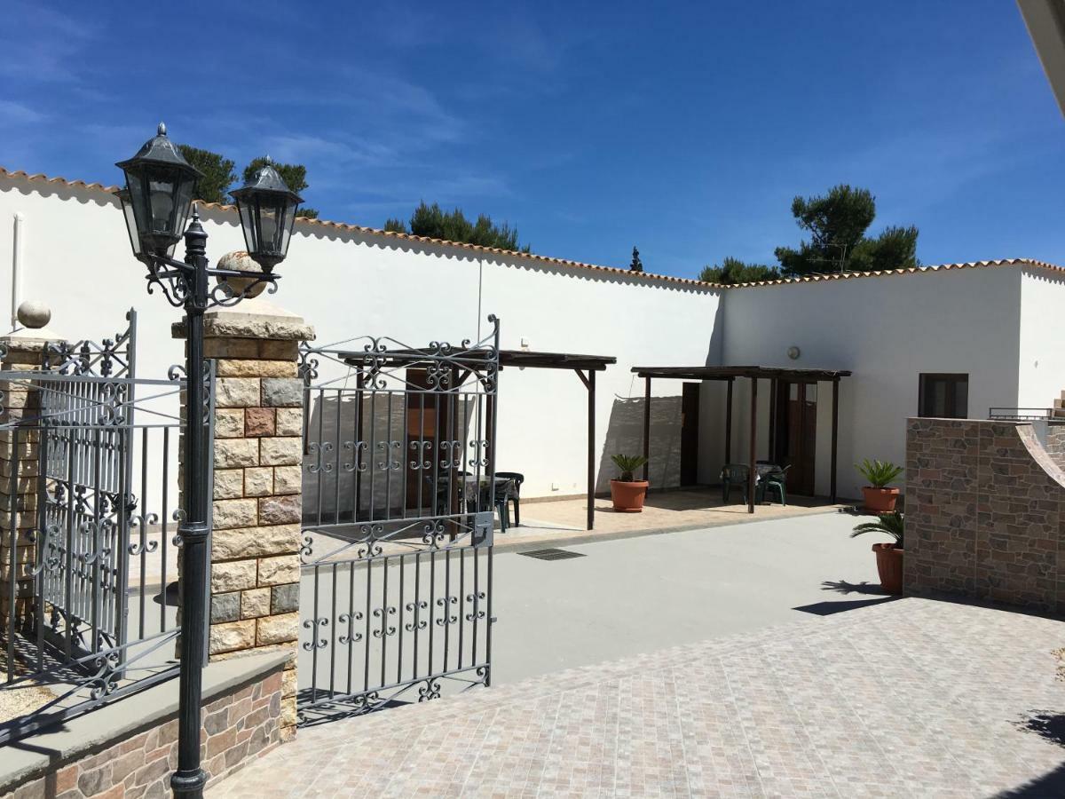 Pineta Sul Mare Appartamento Castelluzzo Esterno foto