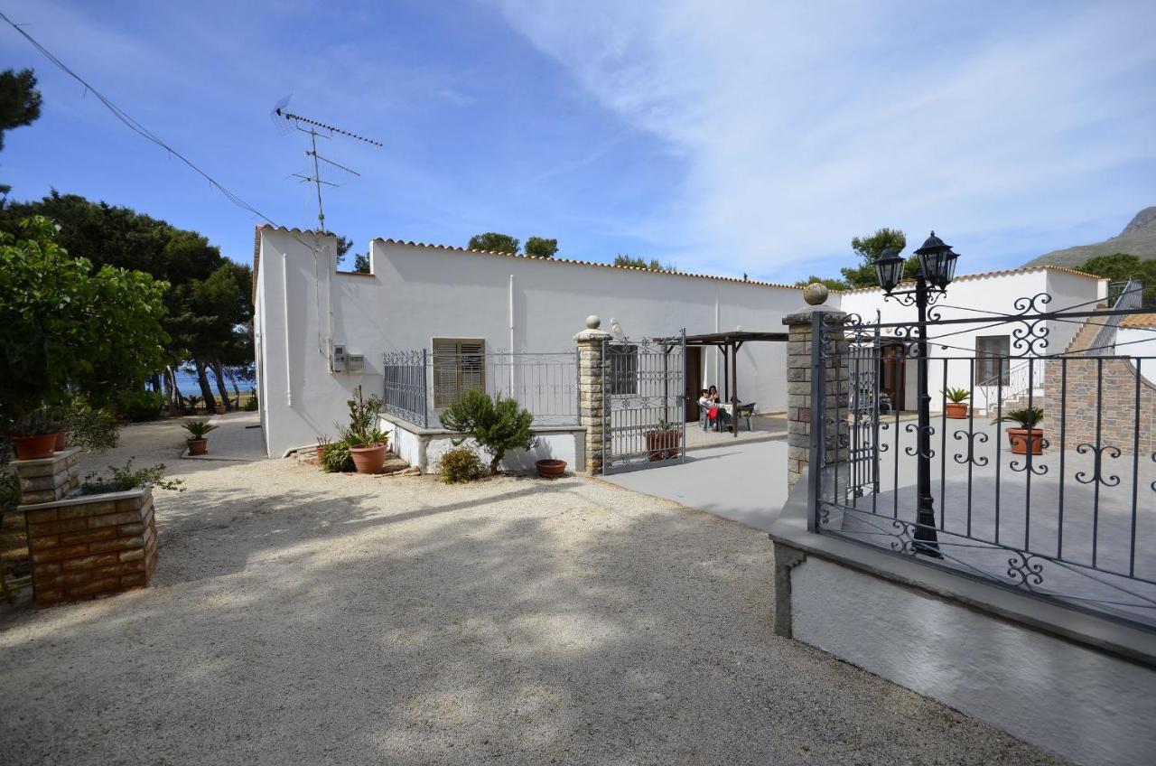 Pineta Sul Mare Appartamento Castelluzzo Esterno foto