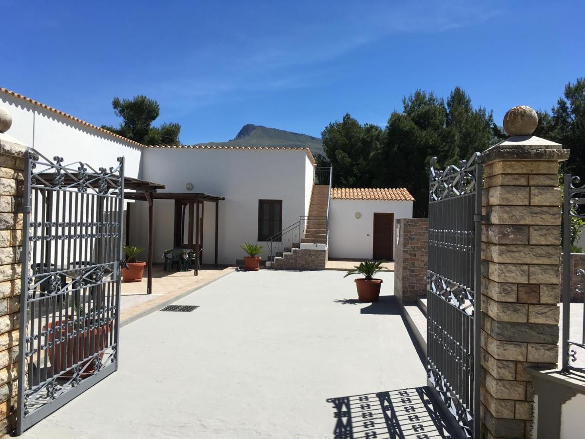 Pineta Sul Mare Appartamento Castelluzzo Esterno foto
